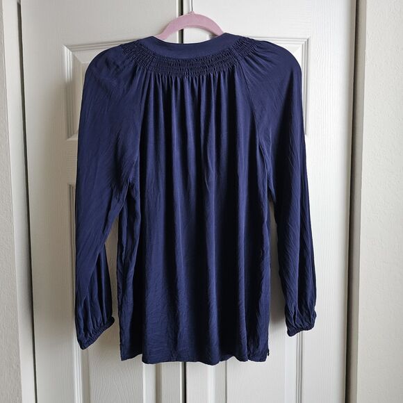 Lilly Pulitzer Elsa Silk Top Medium Button Front Smocked Neck True Navy 46456 - Picture 5 of 6